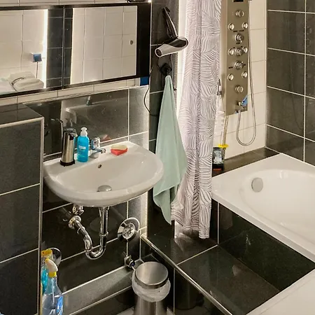 Stunning In With Wifi Appartamento Schwerin (Mecklenburg-Vorpommern)